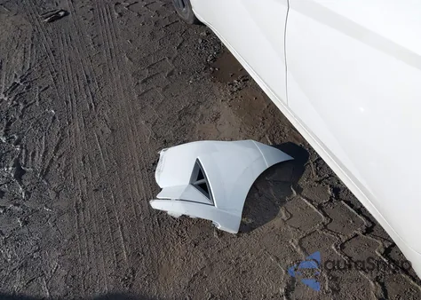 2022 Hyundai Elantra Sel z USA, uszkodzony, nr VIN 5NPLM4AG2NH053748